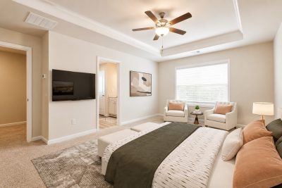 005 photo main bedroom 14672376 2 1