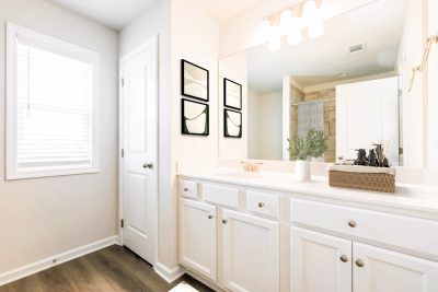 004 photo main bathroom 14672371