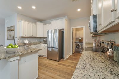 004 photo vs kitchen 15165008