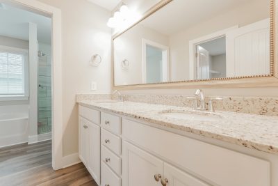 008 photo main bathroom 15145755