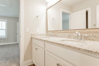 011 photo bathroom 15145752