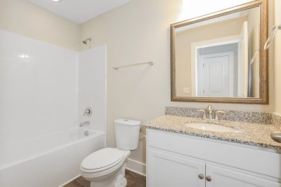 013 photo bathroom 11994791