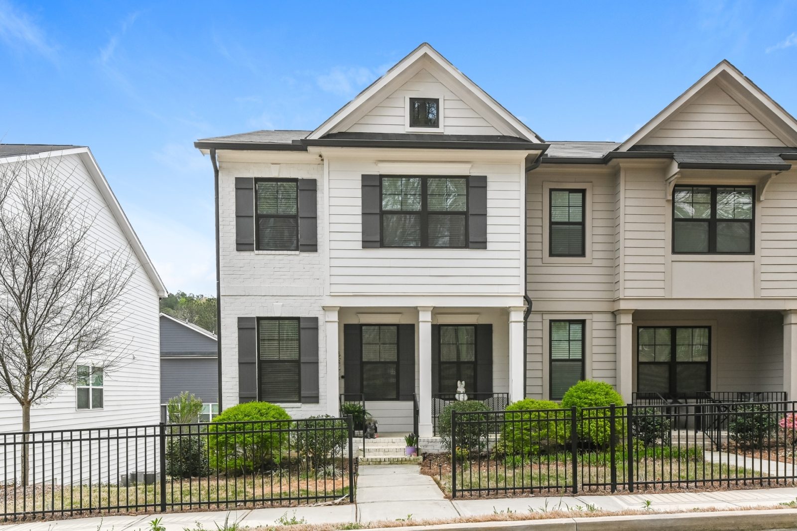 000 photo front view 15288802