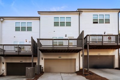 013 photo rear view 15044373