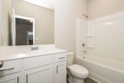 010 photo bathroom 12579569