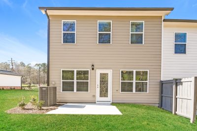 022 Rear View ETRY032