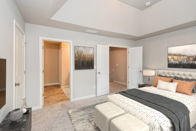 003 photo vs main bedroom 15150381