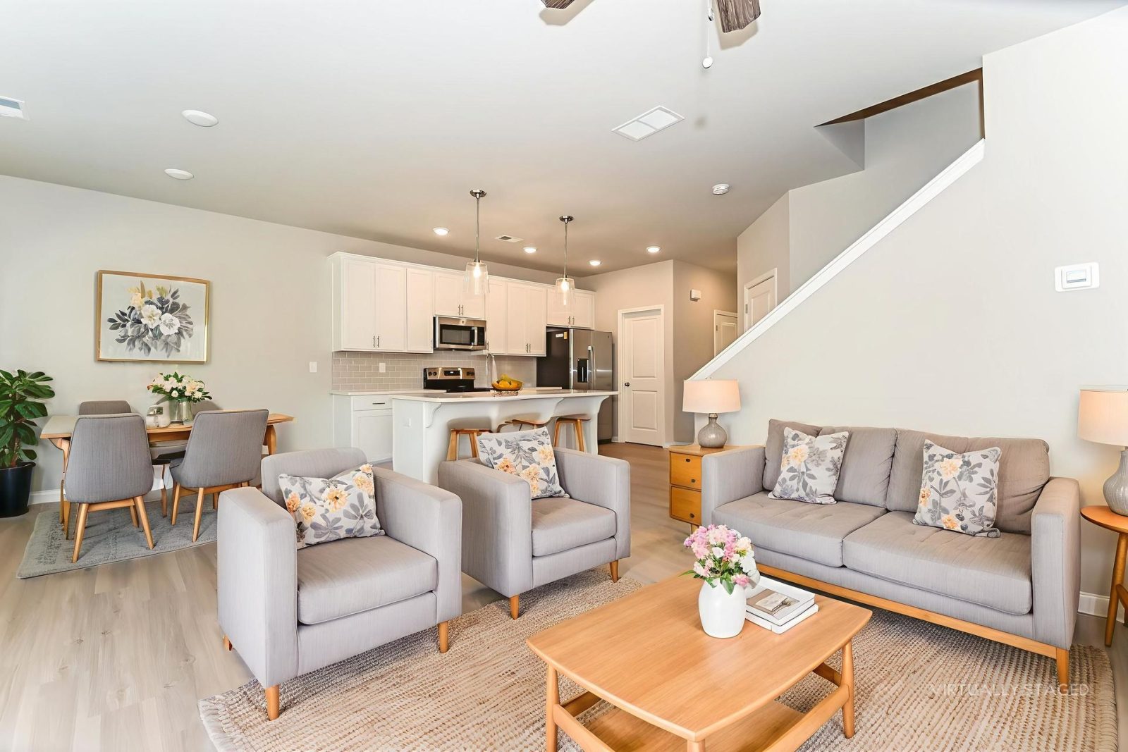 001 photo vs living room 15183849