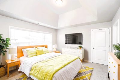 003 photo vs main bedroom 15183229