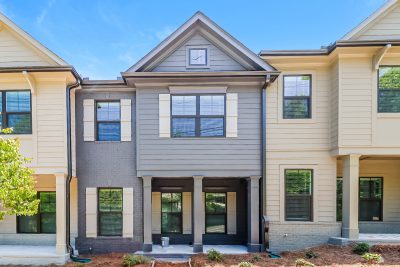 000 Front View 12685650