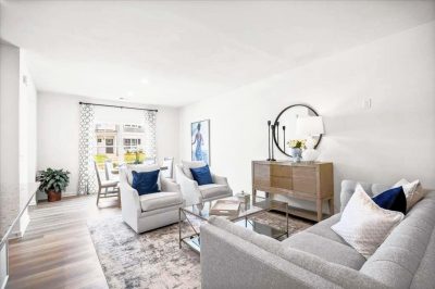 001 Glen 2477 Honey Way Conyers GA 30013 Livingroom