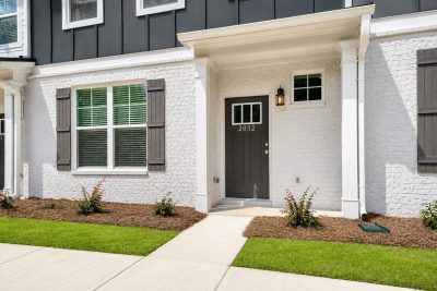 014 2032 Woodbine Way Web Quality 002 01 Exterior Front 1