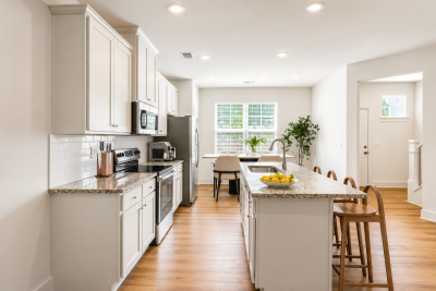 001 2032 Woodbine Way Web Quality 033 10 Kitchen VS 1
