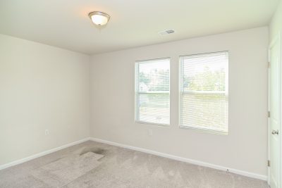 006 photo main bedroom 13307417