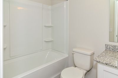 007 photo main bathroom 13307415