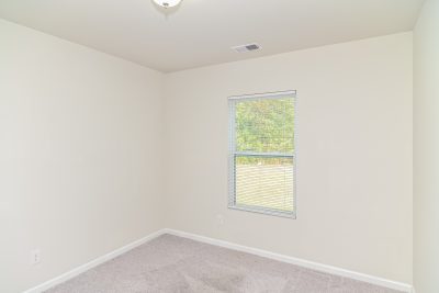 011 photo bedroom 13307416