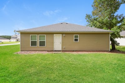 015 photo rear view 14076351