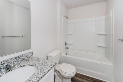 012 photo bathroom 13105744