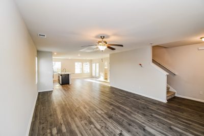 003 Living Room ET51183