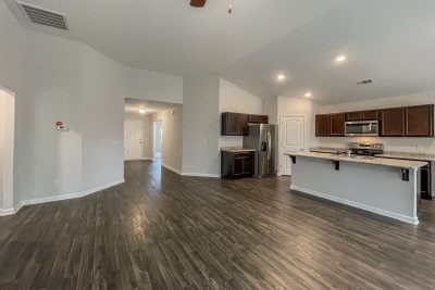 003 Living Room ET51216