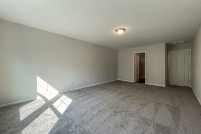 008 Main Bedroom ET51216