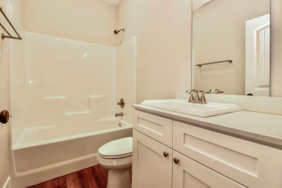 013 Bathroom ET51218