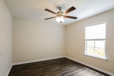 010 Bedroom ET71160