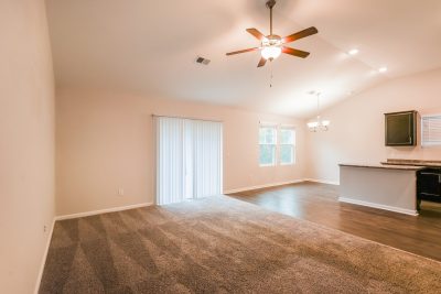 003 Living Room ET91061