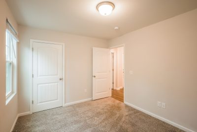 010 Bedroom ET91061