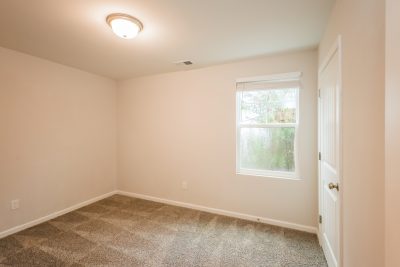 013 Bedroom ET91061