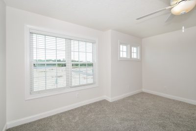 007 photo main bedroom 12809549