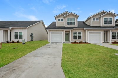 015 Front View ETWP127