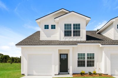 014 photo front view 13727997
