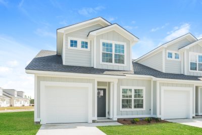 014 Front View 13273738