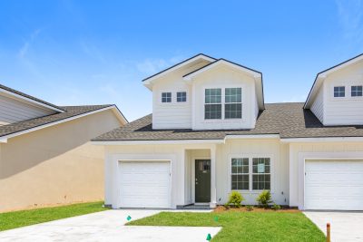 000 Front View ETWP203