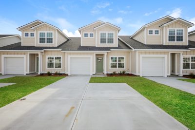 000 Front View ETWP224