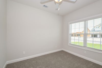 010 photo bedroom 12901236