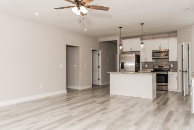 003 Living Room ET61204