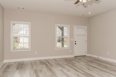 004 Living Room ET61204
