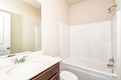 012 024 photo bathroom 15151504