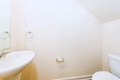 013 018 photo bathroom 11285614