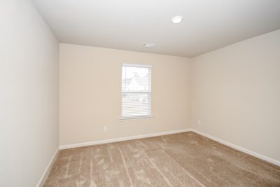 012 Bedroom ET41098