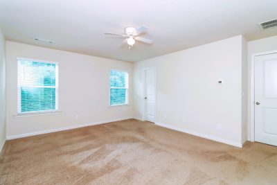 008 009 photo main bedroom 14773607