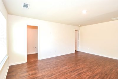 017 photo main bedroom 15151587