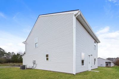 014 photo rear view 10353291