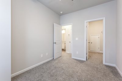 011 Bedroom ET43003