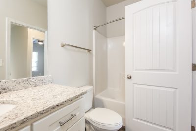 012 photo bathroom 10384553