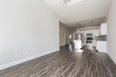 005 Living Room ET43011