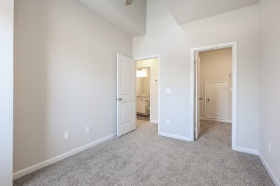 012 Bedroom ET43011