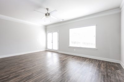 003 Living Room ET43021